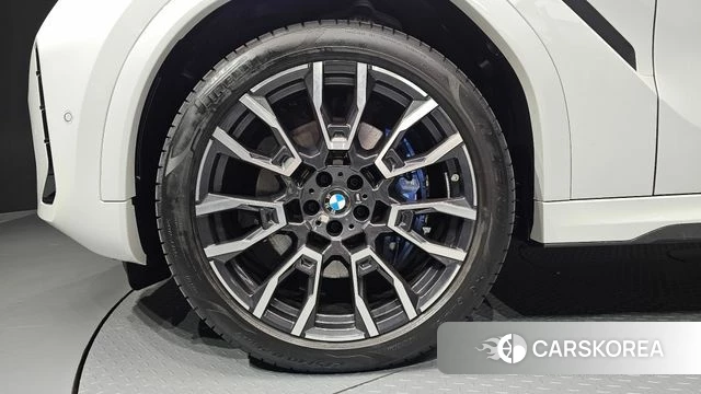 BMW X6 (G06) id 4985292 из Кореи 31