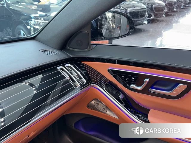 Mercedes-Benz S-Class 2023 Черный из Китая, фото 5