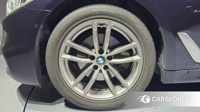 BMW 5 Series (G30) id 4988565 из Кореи 15