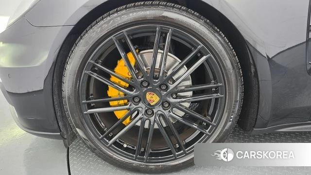 Porsche Panamera (971) id 4977994 из Кореи 29