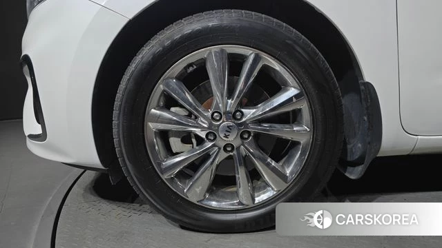 Kia The New Carnival id 4993527 из Кореи 27
