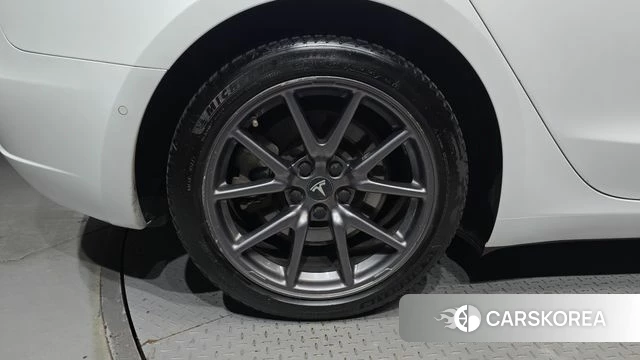 Tesla Model 3 id 4993030 из Кореи 25