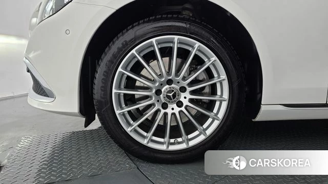 Mercedes-Benz E-Class W213 id 4921769 из Кореи 29