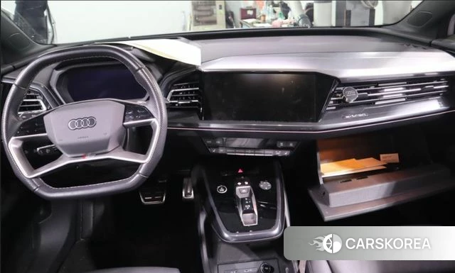 Audi Q4 e-Tron (F4) 2023 Белый из Кореи, фото 5