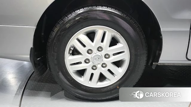 Hyundai The New Grand Starex id 4594068 из Кореи 26