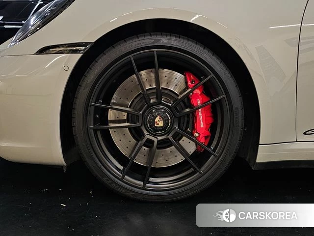 Porsche 911(992) id 5022522 из Кореи 15
