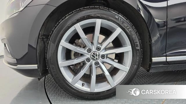 Volkswagen Passat GT (B8) id 4976210 из Кореи 29