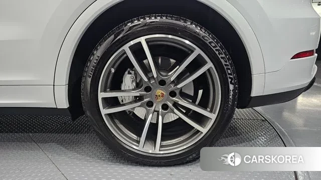 Porsche Cayenne (PO536) id 3454313 из Кореи 15