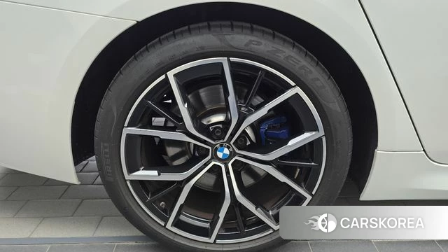 BMW 5 Series (G30) id 5021910 из Кореи 26