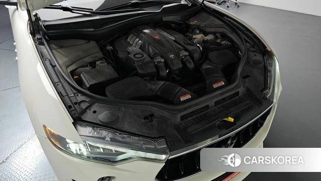 Maserati Levante id 4966827 из Кореи 30