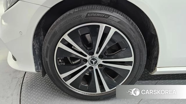 Mercedes-Benz E-Class W213 id 4992750 из Кореи 25