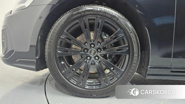 Audi A8 (D5) id 4935143 из Кореи 28