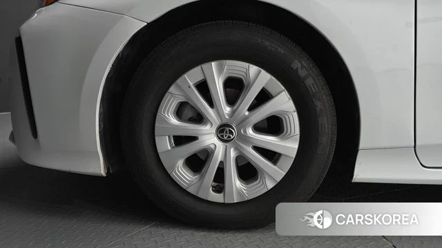 Toyota Prius 4th Generation id 5023090 из Кореи 15