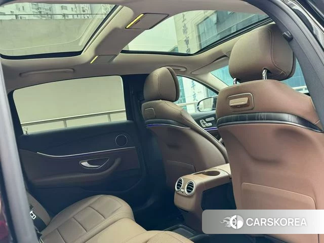 Mercedes-Benz E-Class 2020 Черный из Китая, фото 5