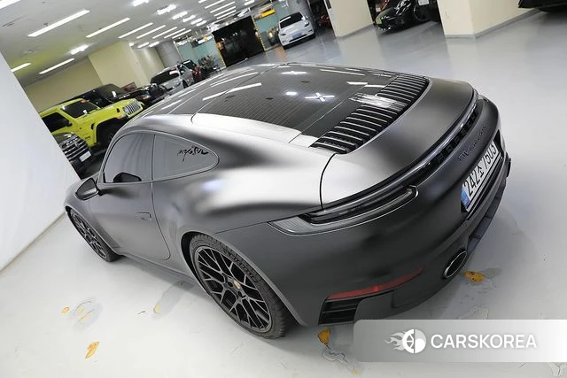 Porsche 911(992) id 4928180 из Кореи 10