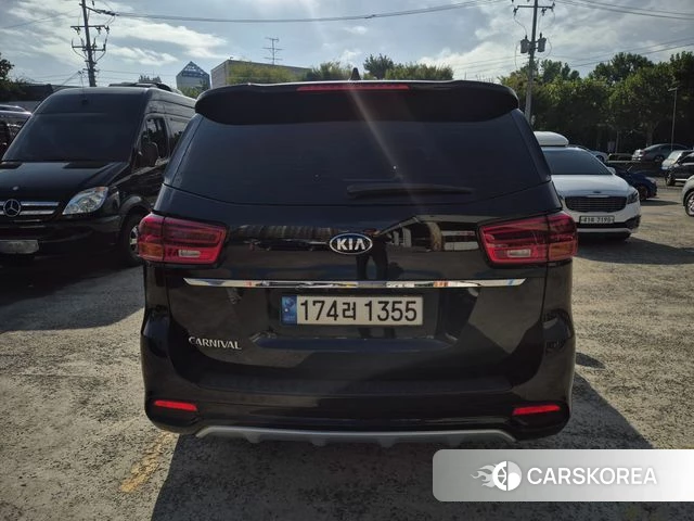 Kia The New Carnival id 5029044 из Кореи 15