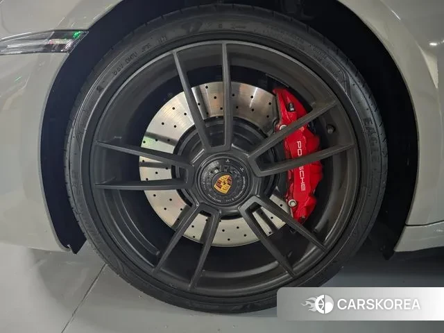 Porsche 911(992) id 3305473 из Кореи 15