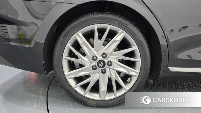 Hyundai The New Grandeur IG id 5047041 из Кореи 29