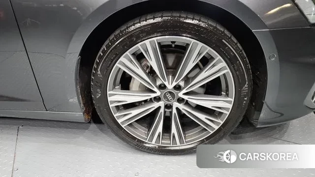 Audi A6 (C8) id 3405751 из Кореи 15