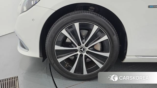 Mercedes-Benz E-Class W213 id 4966389 из Кореи 28