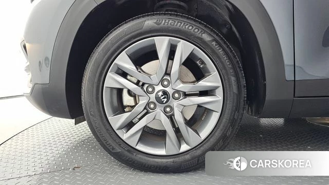 Kia Seltos id 4952677 из Кореи 15