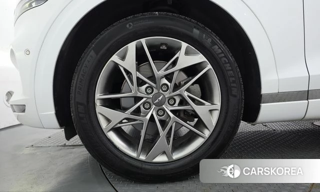 Genesis GV70 id 4987338 из Кореи 28