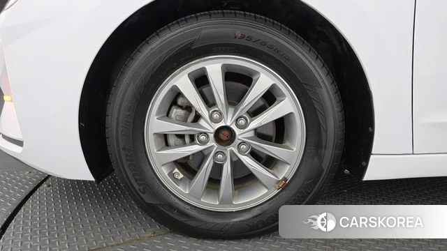 Hyundai The New Avante AD id 4689139 из Кореи 24