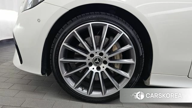 Mercedes-Benz E-Class W213 id 4784863 из Кореи 27
