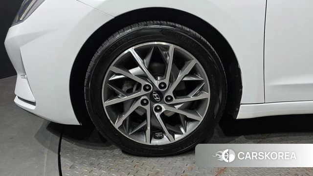 Hyundai The New Avante AD id 4998501 из Кореи 15