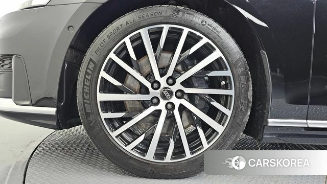 Audi A8 (D5) id 4942770 из Кореи 15