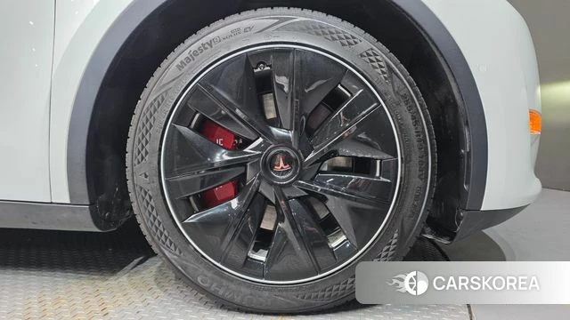Tesla Model Y id 4942518 из Кореи 29