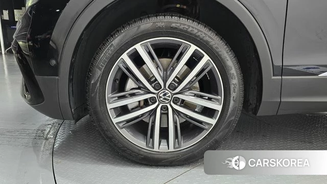 Volkswagen Tiguan Allspace id 4922216 из Кореи 29