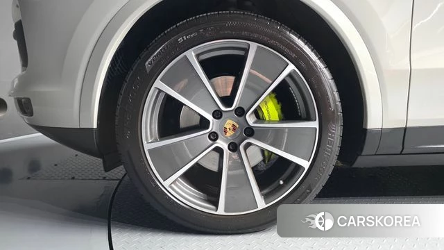 Porsche Cayenne (PO536) id 4727115 из Кореи 15