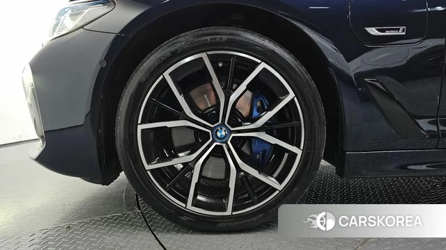 BMW 5 Series (G30) id 4942672 из Кореи 15