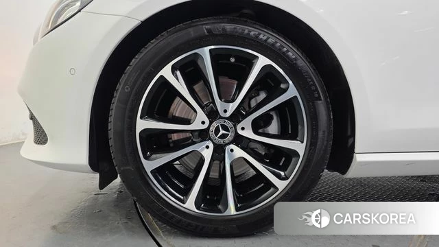 Mercedes-Benz E-Class W213 id 5003803 из Кореи 29