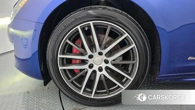 Maserati Ghibli id 4781116 из Кореи 28