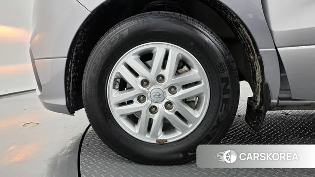 Hyundai The New Grand Starex id 4785660 из Кореи 15