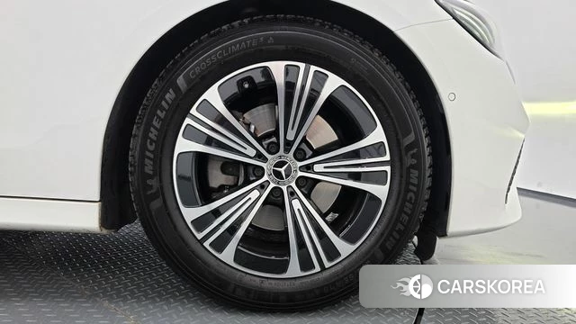 Mercedes-Benz E-Class W214 id 4985297 из Кореи 29