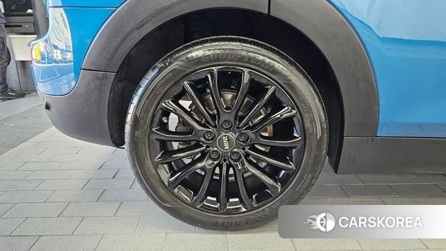 Mini Cooper Clubman id 5012693 из Кореи 29