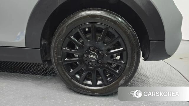 Mini Cooper S id 5003634 из Кореи 27