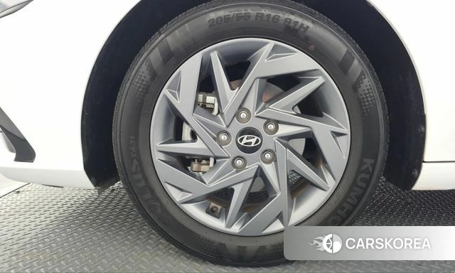 Hyundai The New Avante (CN7) id 5026863 из Кореи 29