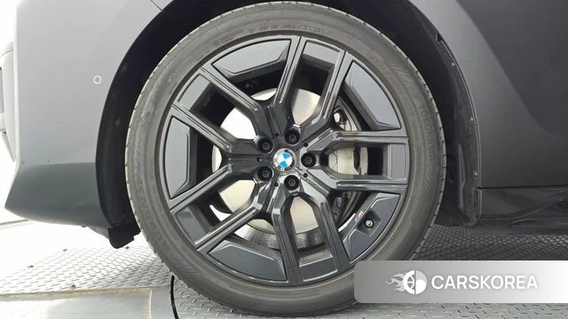 BMW i7 (G70) id 5026467 из Кореи 15