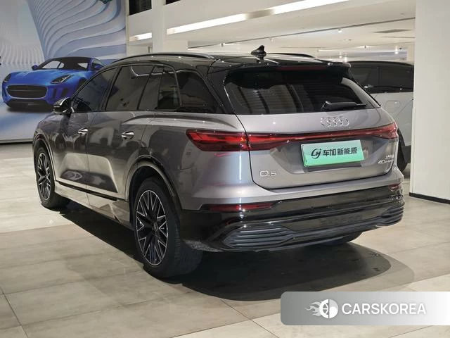 Audi Q5L 2023 Другой из Китая, фото 5