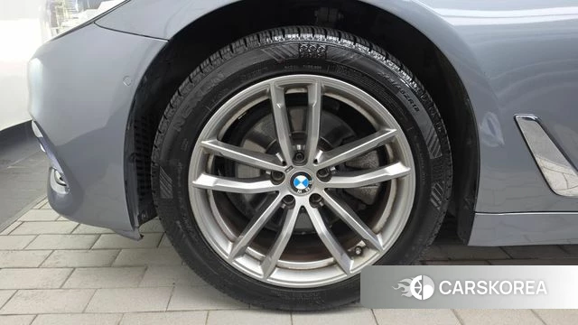 BMW 5 Series (G30) id 4978189 из Кореи 15