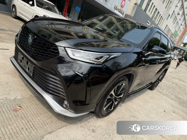 Toyota Crown 2022 Черный из Китая, фото 5