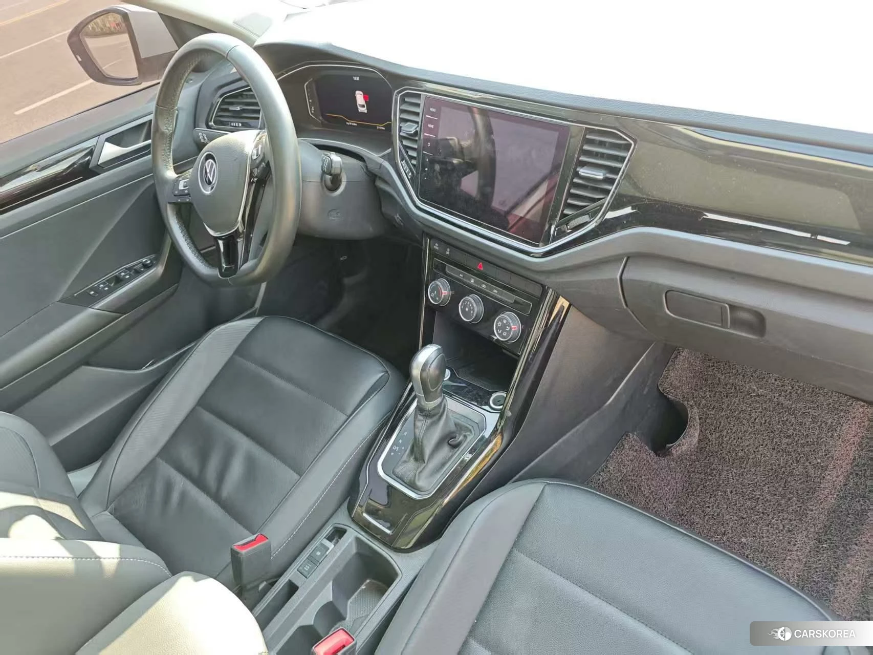 Volkswagen T-Roc 2021 Белый из Китая, фото 6