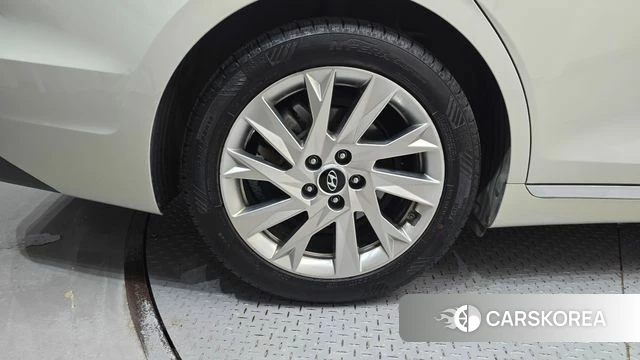 Hyundai The New Grandeur IG Hybrid id 5053712 из Кореи 29