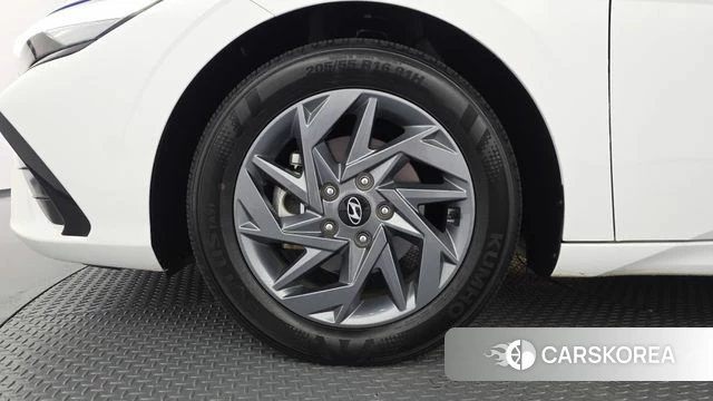 Hyundai The New Avante (CN7) id 5026570 из Кореи 27