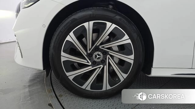 Mercedes-Benz E-Class W214 id 4630444 из Кореи 25