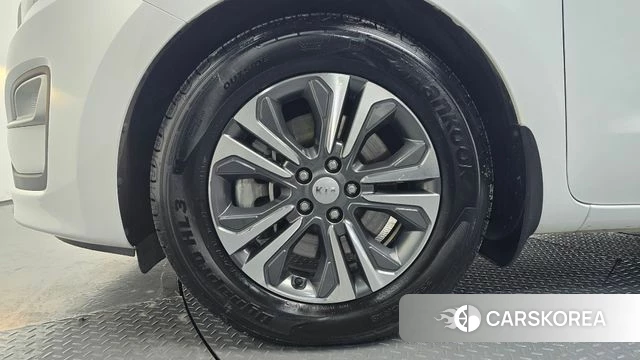 Kia The New Carnival id 5018723 из Кореи 27
